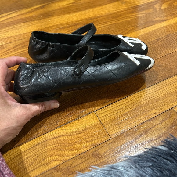 Chanel Cambon Quilted Leather Maryjane Ballet Flats - Rare and Hard to Find!! - Picture 5 of 15